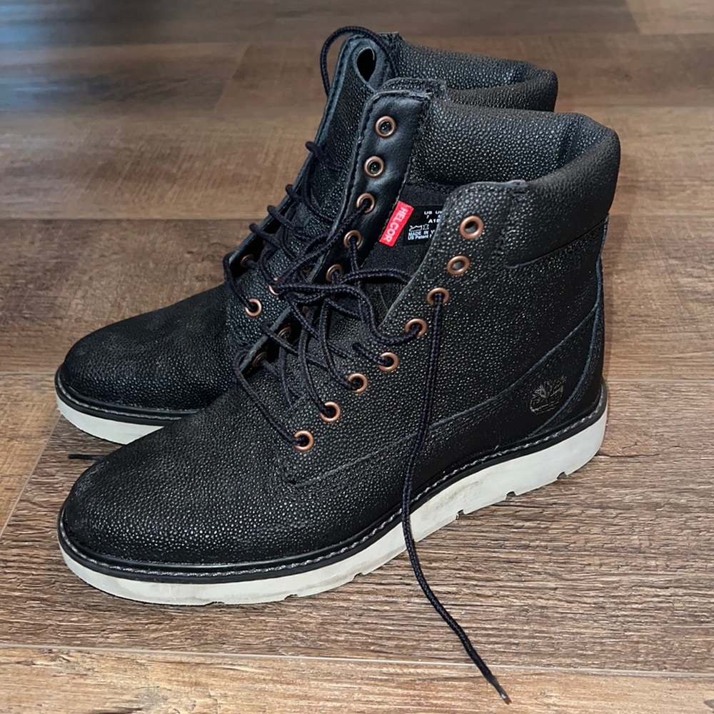 Lightly Worn Timberland Boot